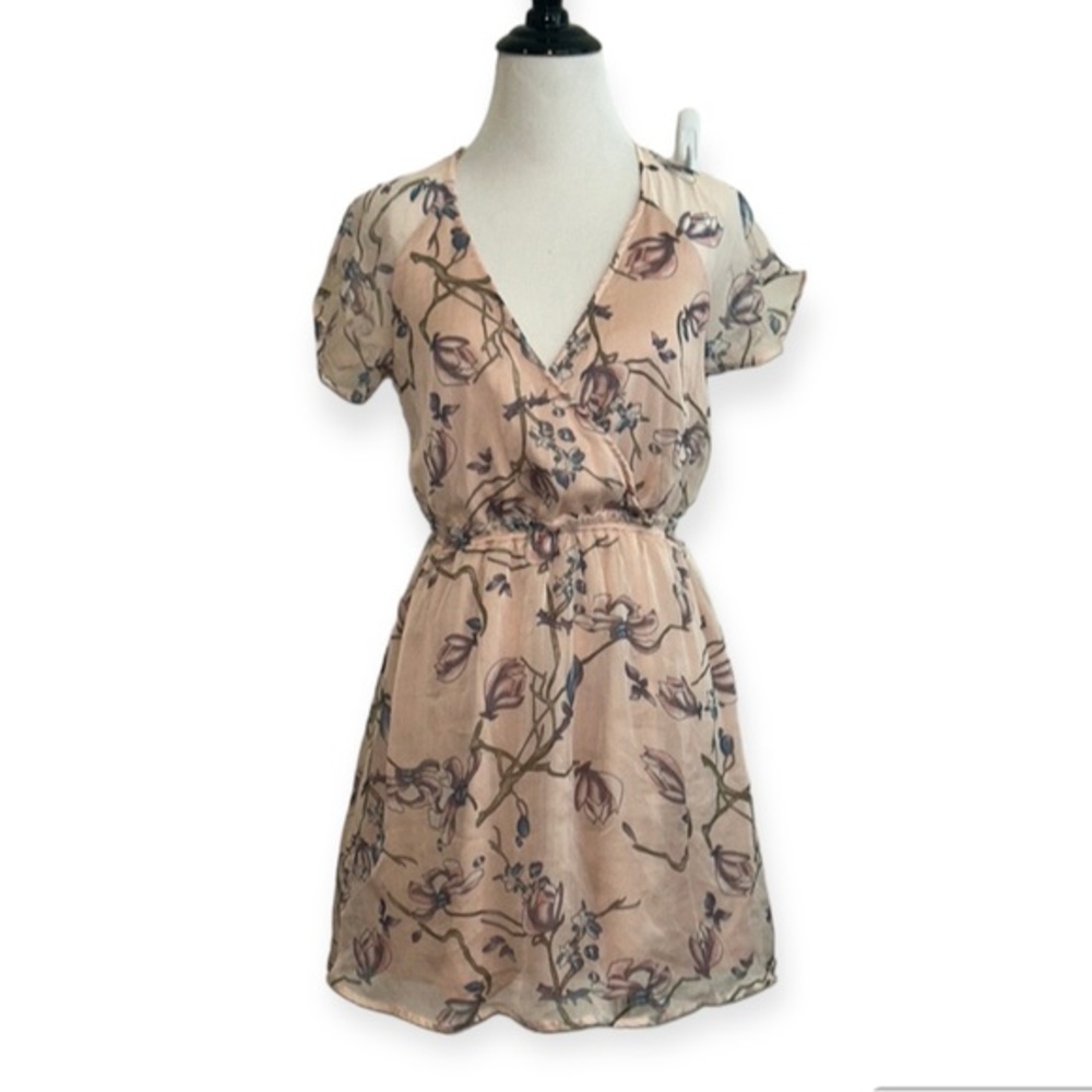 5/$30 🎈 Charlotte Russe XS floral fit‎ and flare dress